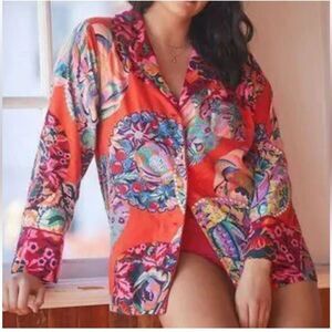 Anthropologie Alexandra
Farmer Secret Garden Flannel
Pajama top size Small